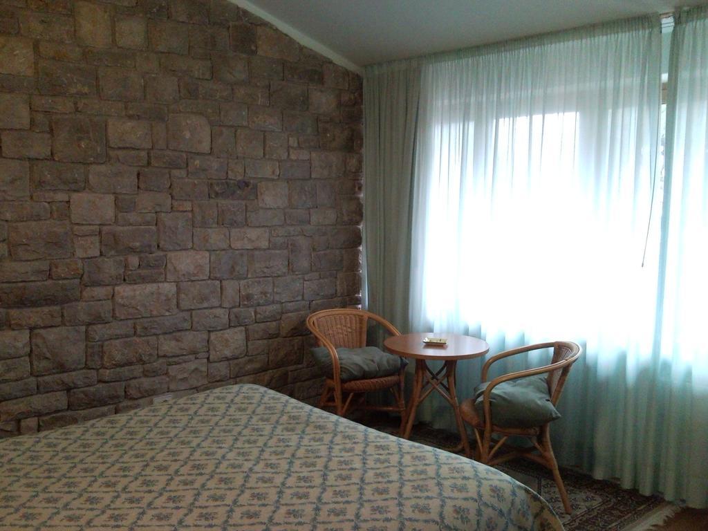 Hotel Cavalieri Passignano sul Trasimeno Exterior foto